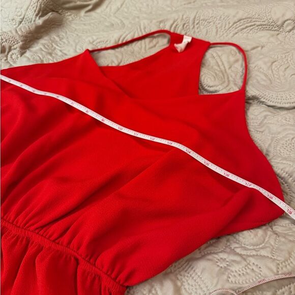 Elegant Red Halter Dress - Picture 10 of 12